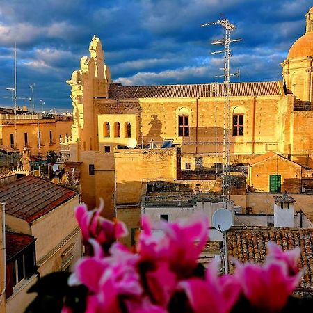 Attico Barocco Bed & Breakfast Lecce Exterior photo