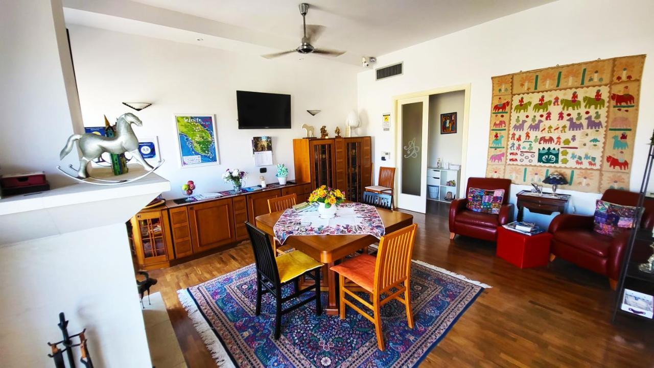 Attico Barocco Bed & Breakfast Lecce Exterior photo